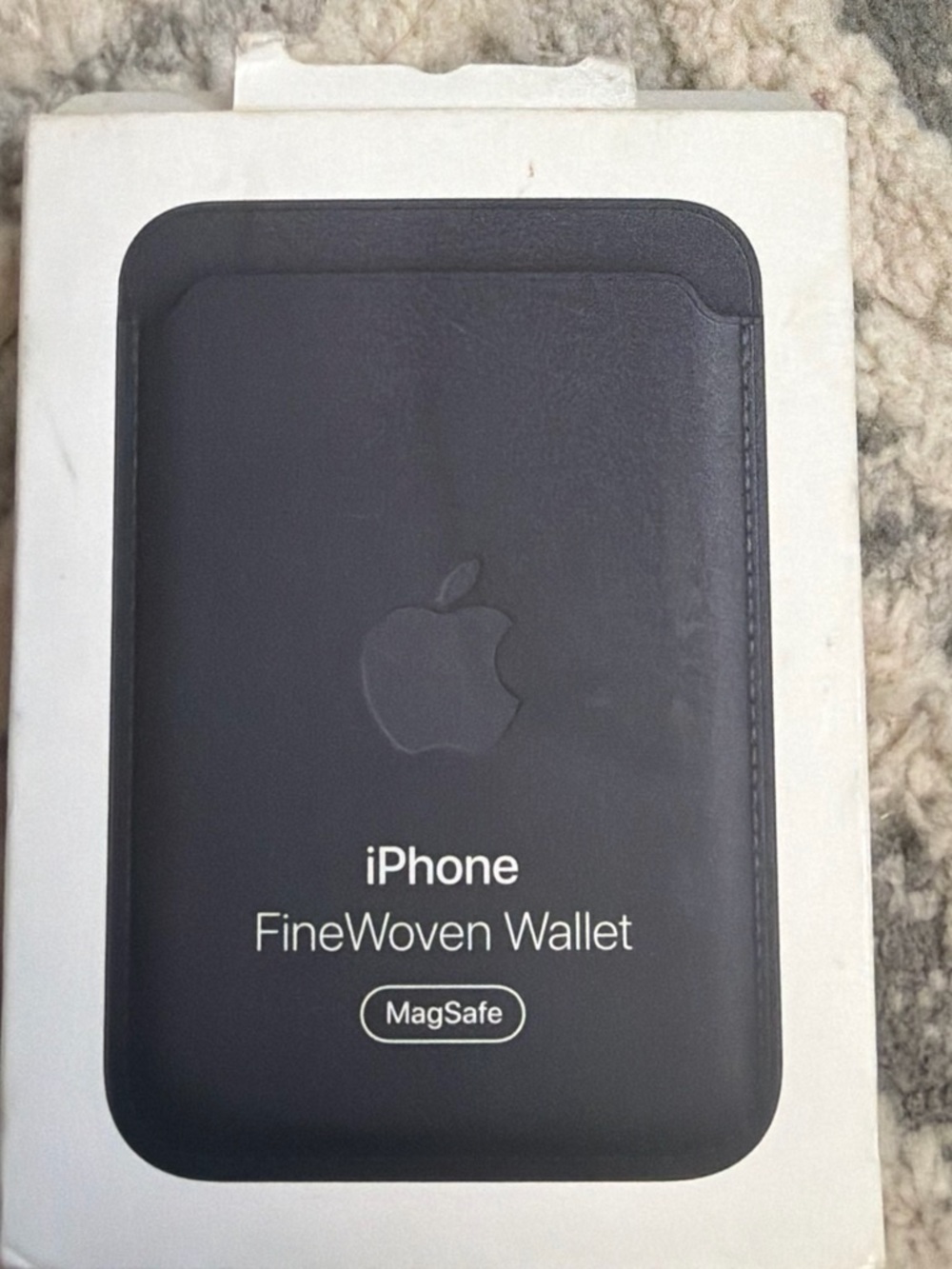 Apple FineWoven MagSafe Wallet - Black